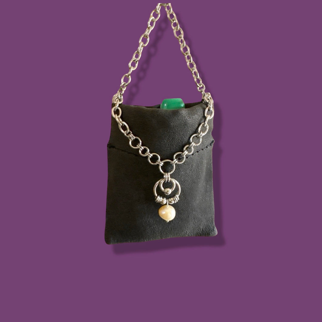 Ring and Freshwater Pearl Vape Holster