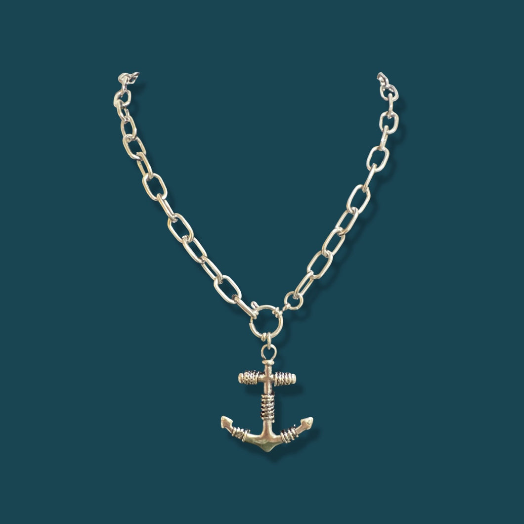 Front Clasp Removable Pendant Anchor Necklace