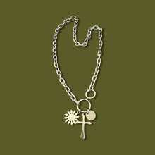 Load image into Gallery viewer, Front Clasp Thick Chain Cluster Necklace
